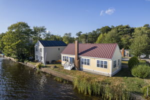 29 Ocean Ave Halifax MA 17