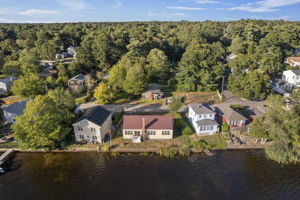 29 Ocean Ave Halifax MA 2