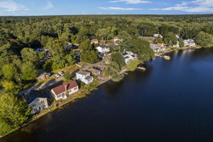 29 Ocean Ave Halifax MA 3
