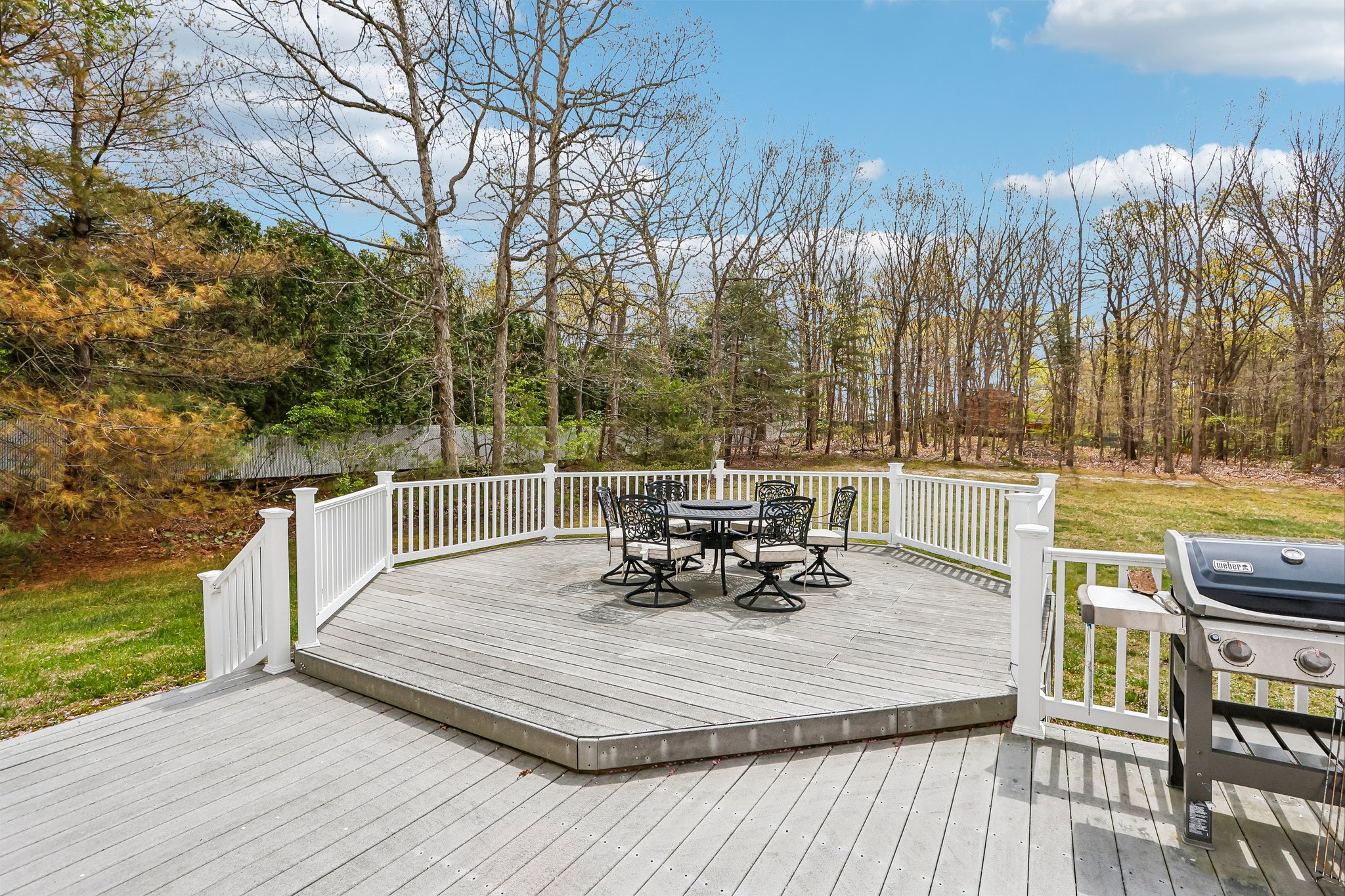 Overlook Dr-S2104-051.jpg