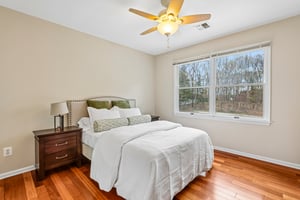 Overlook Dr-S2104-038.jpg