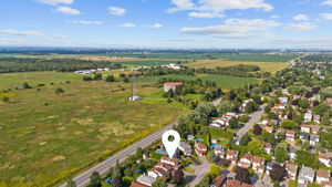  Photo 49