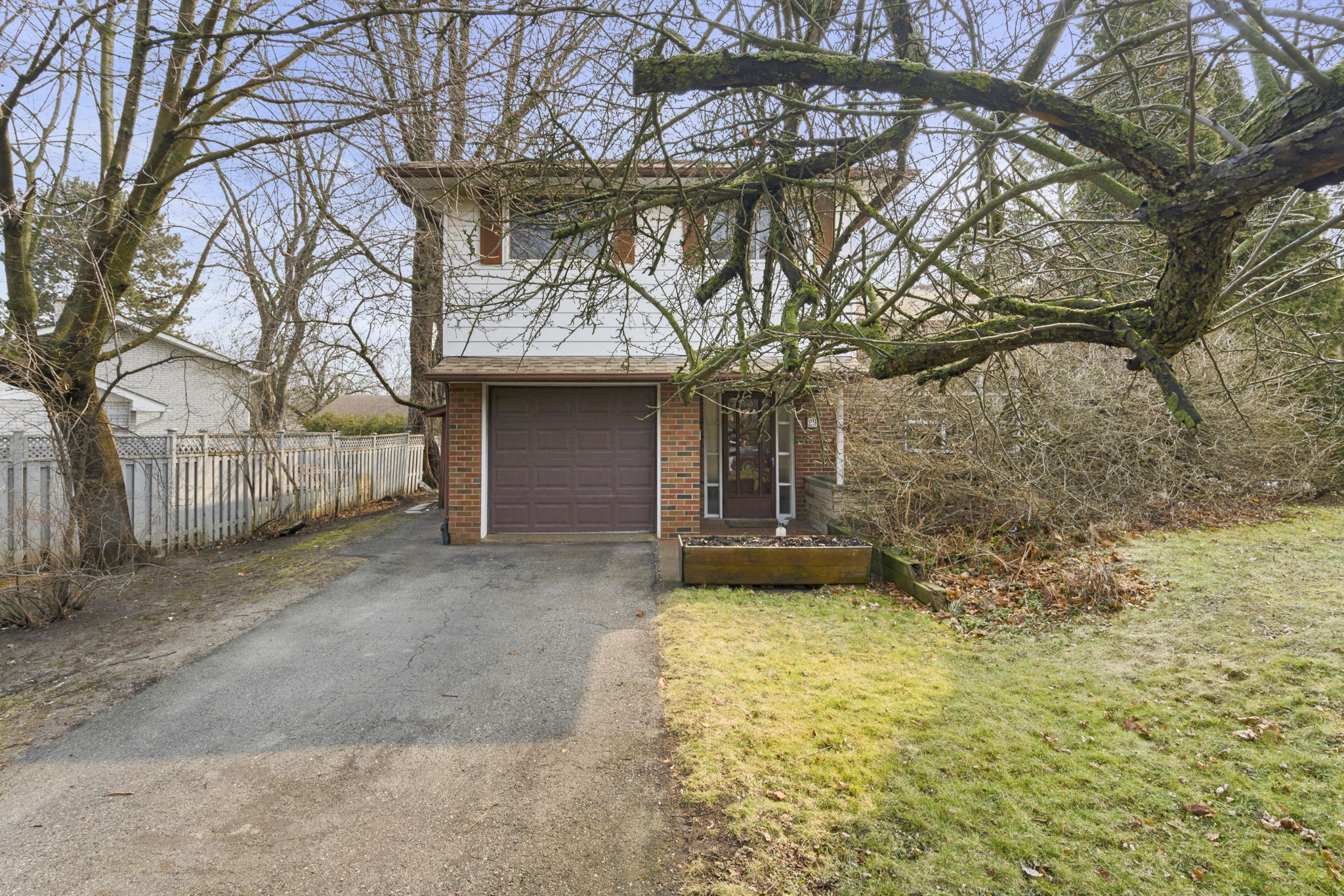 29 Ravine Park Crescent Toronto, ON M1C 2M2
