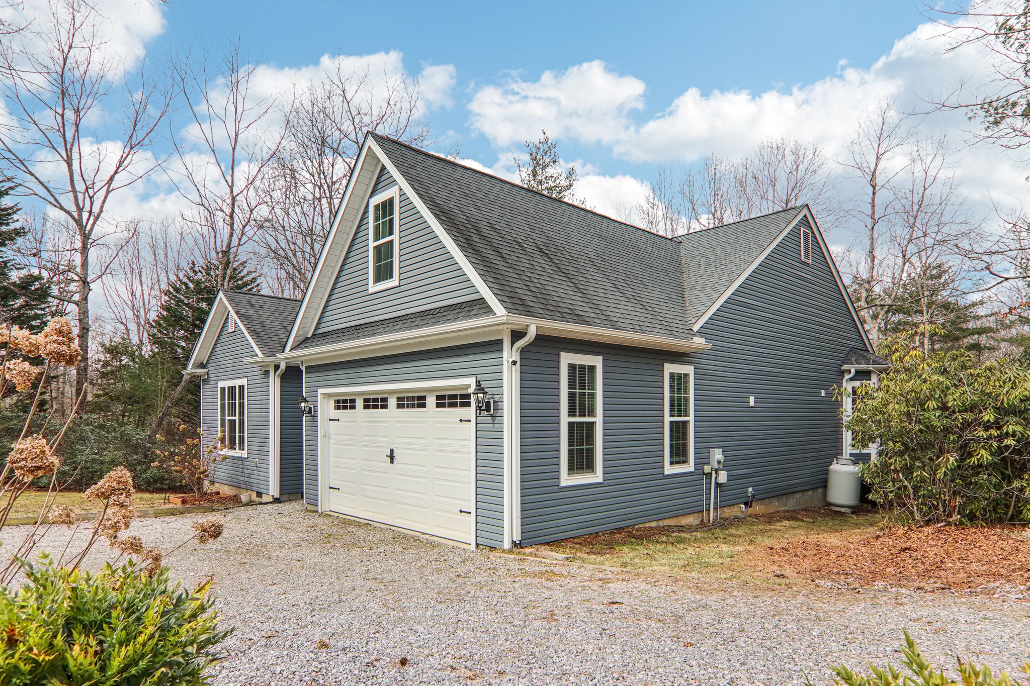 Saddle Top Rd-S1902-004.jpg