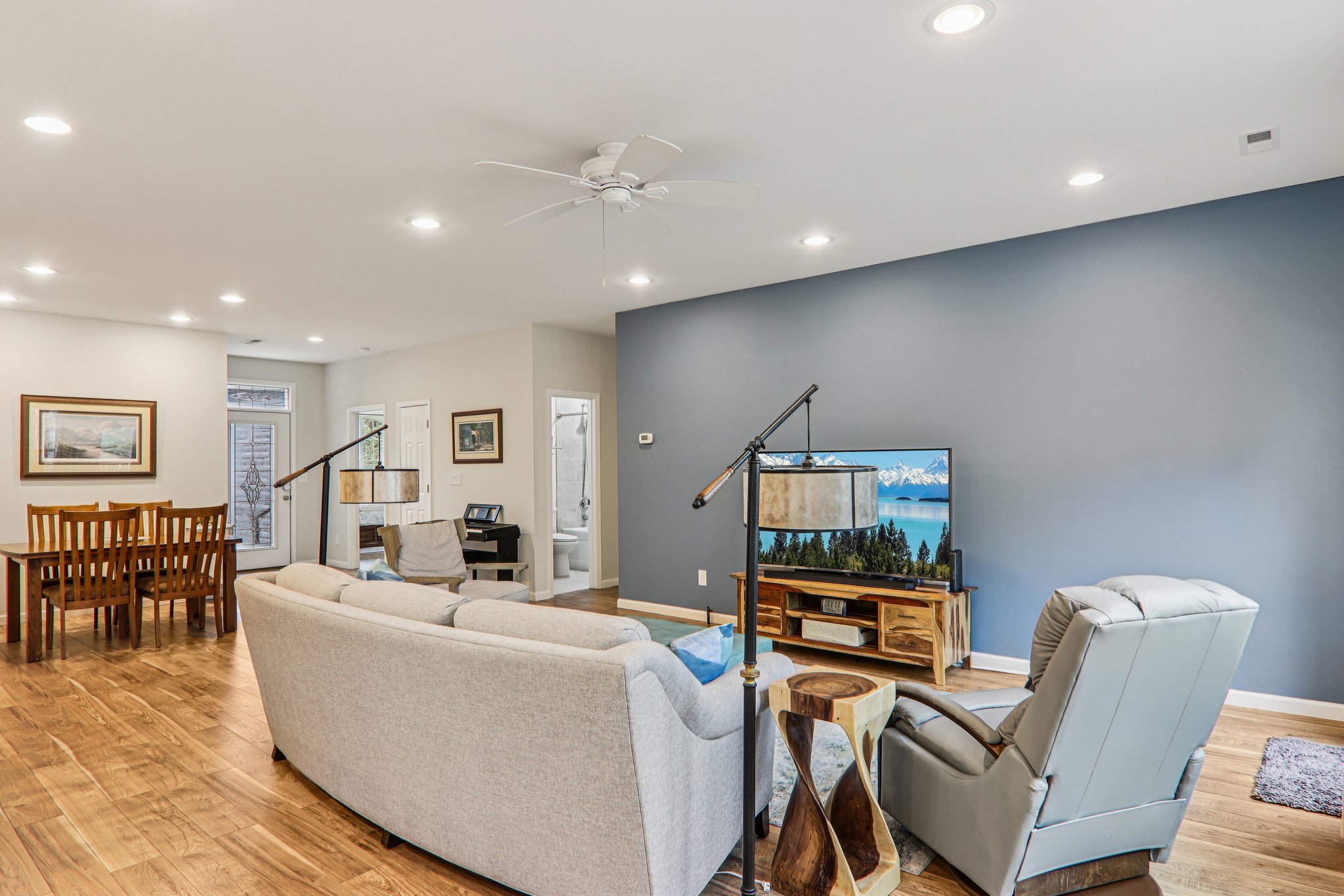 Saddle Top Rd-S1902-012.jpg