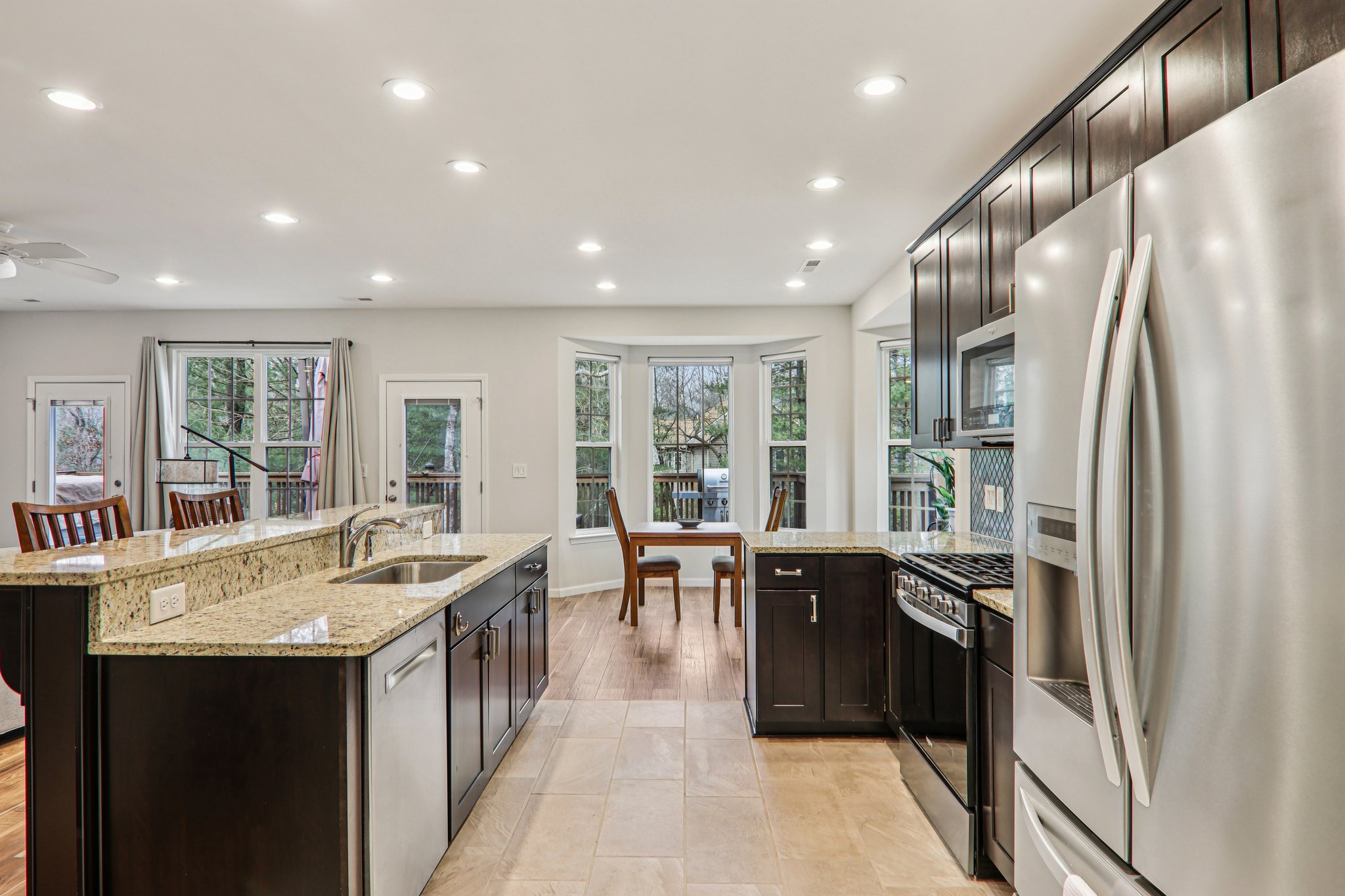 Saddle Top Rd-S1902-024.jpg