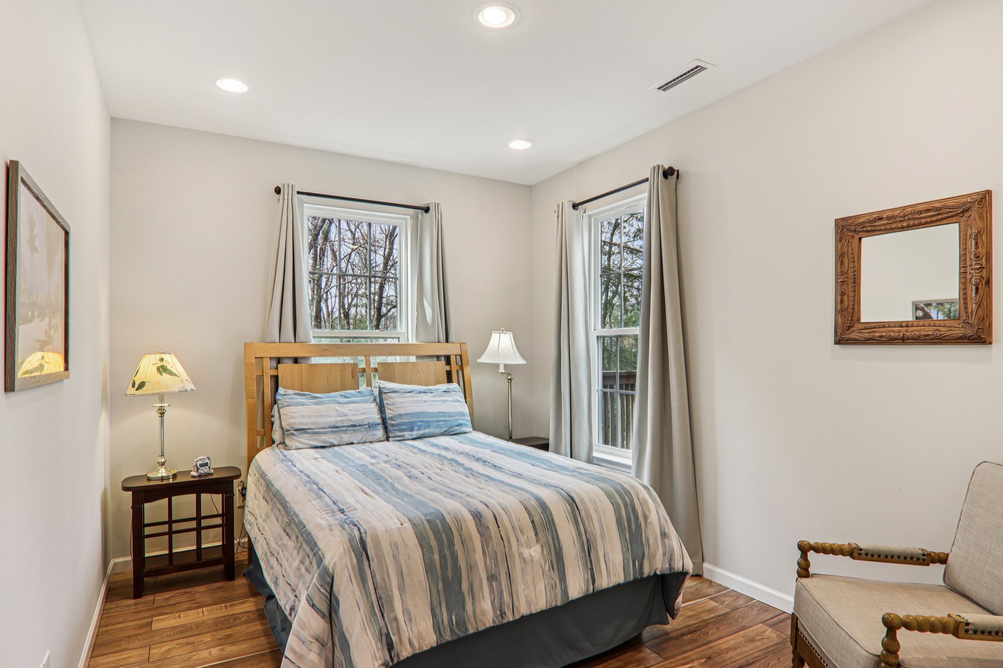 Saddle Top Rd-S1902-031.jpg