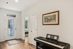 Saddle Top Rd-S1902-007.jpg