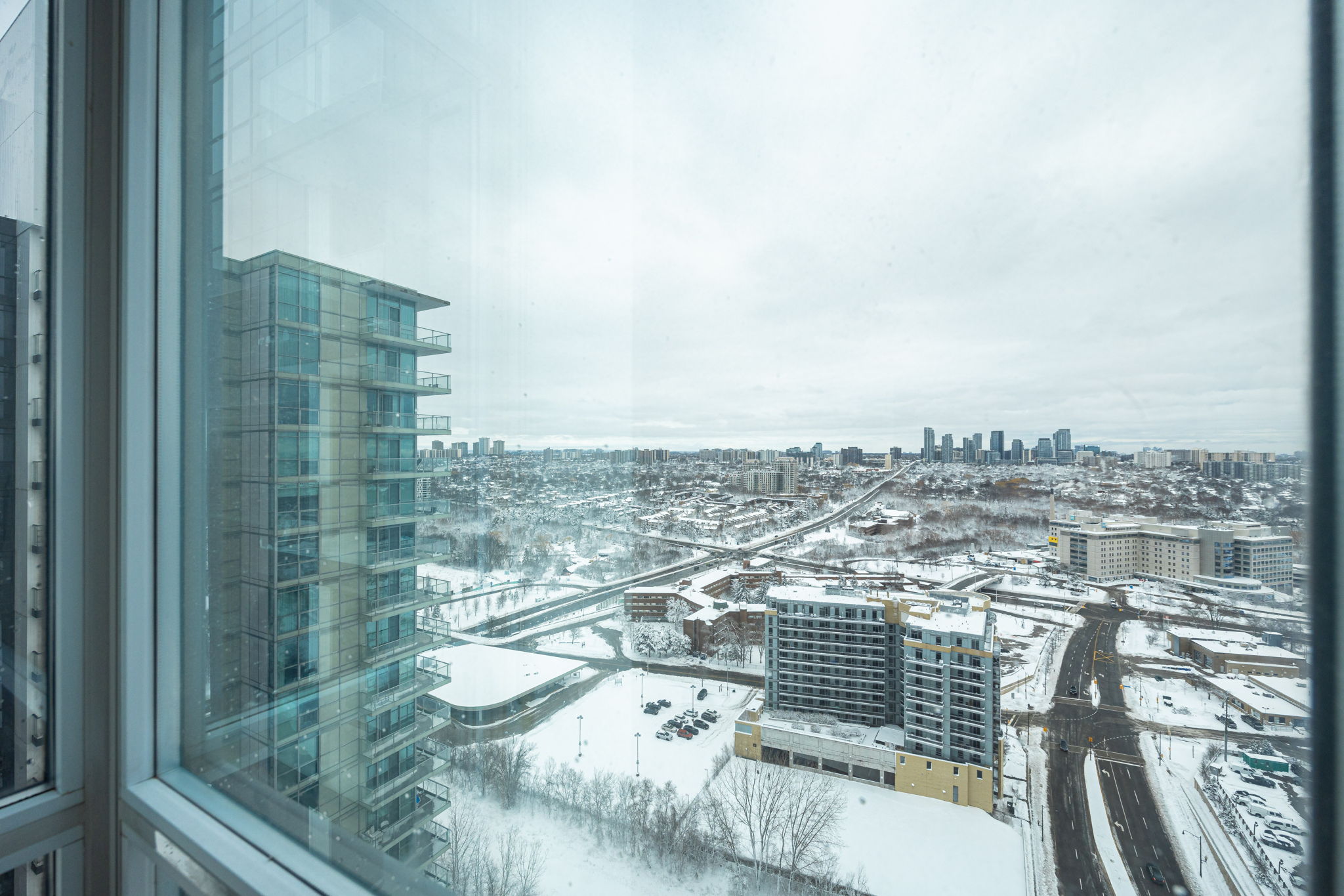 Toronto property showcase — delivered property photograph 24