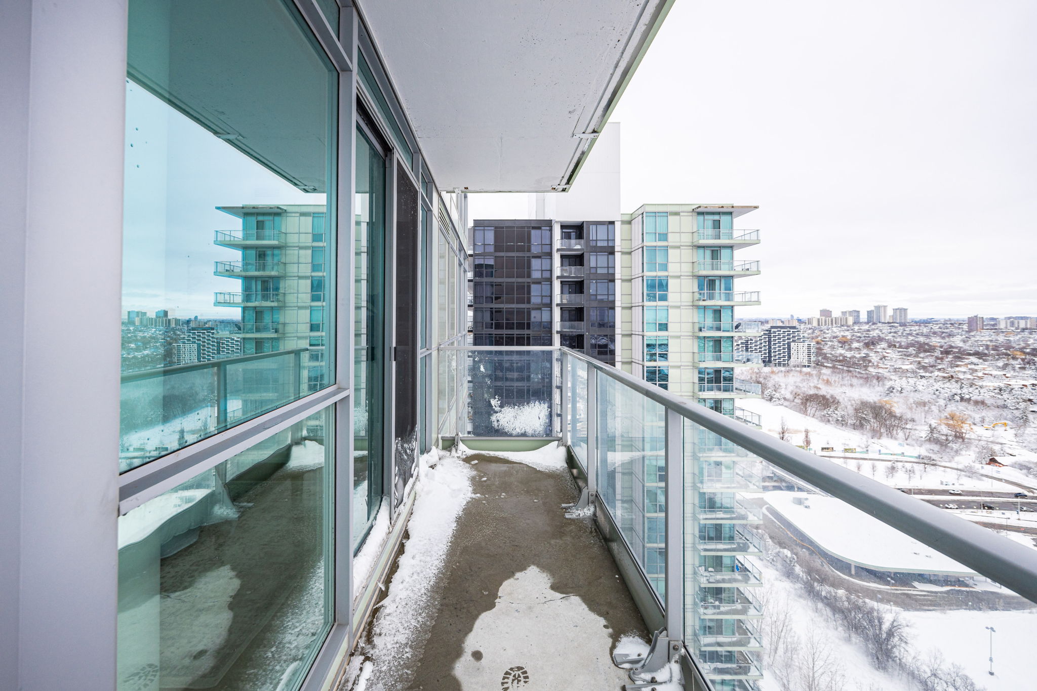 Toronto property showcase — delivered property photograph 35