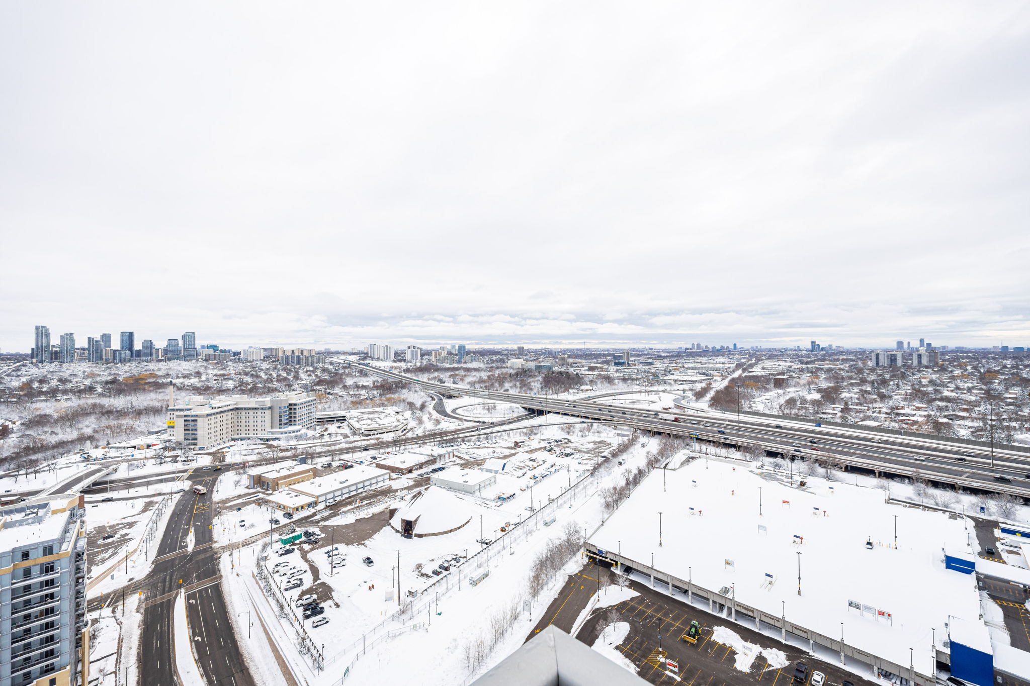Toronto property showcase — delivered property photograph 32