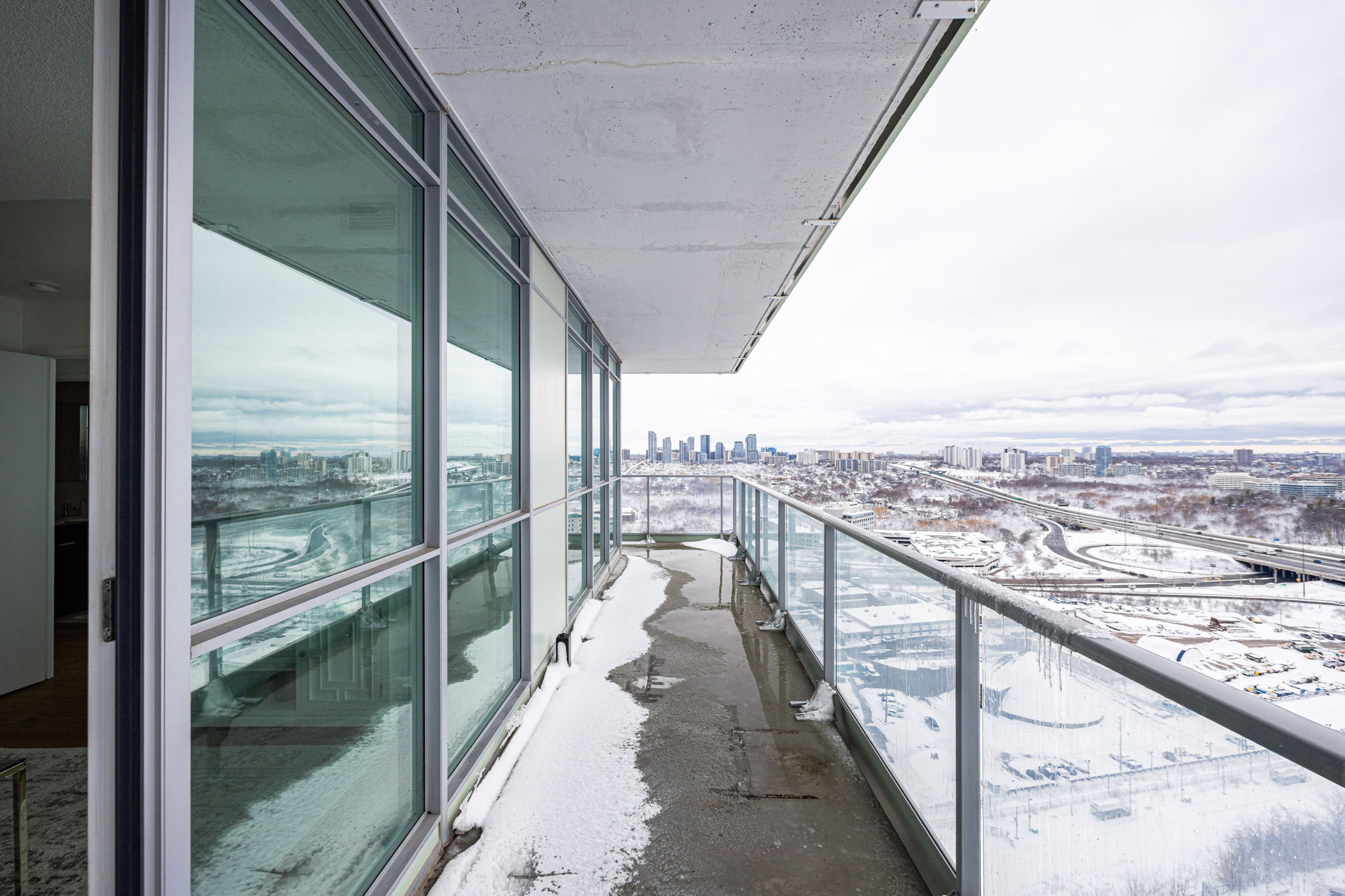 Toronto property showcase — delivered property photograph 28