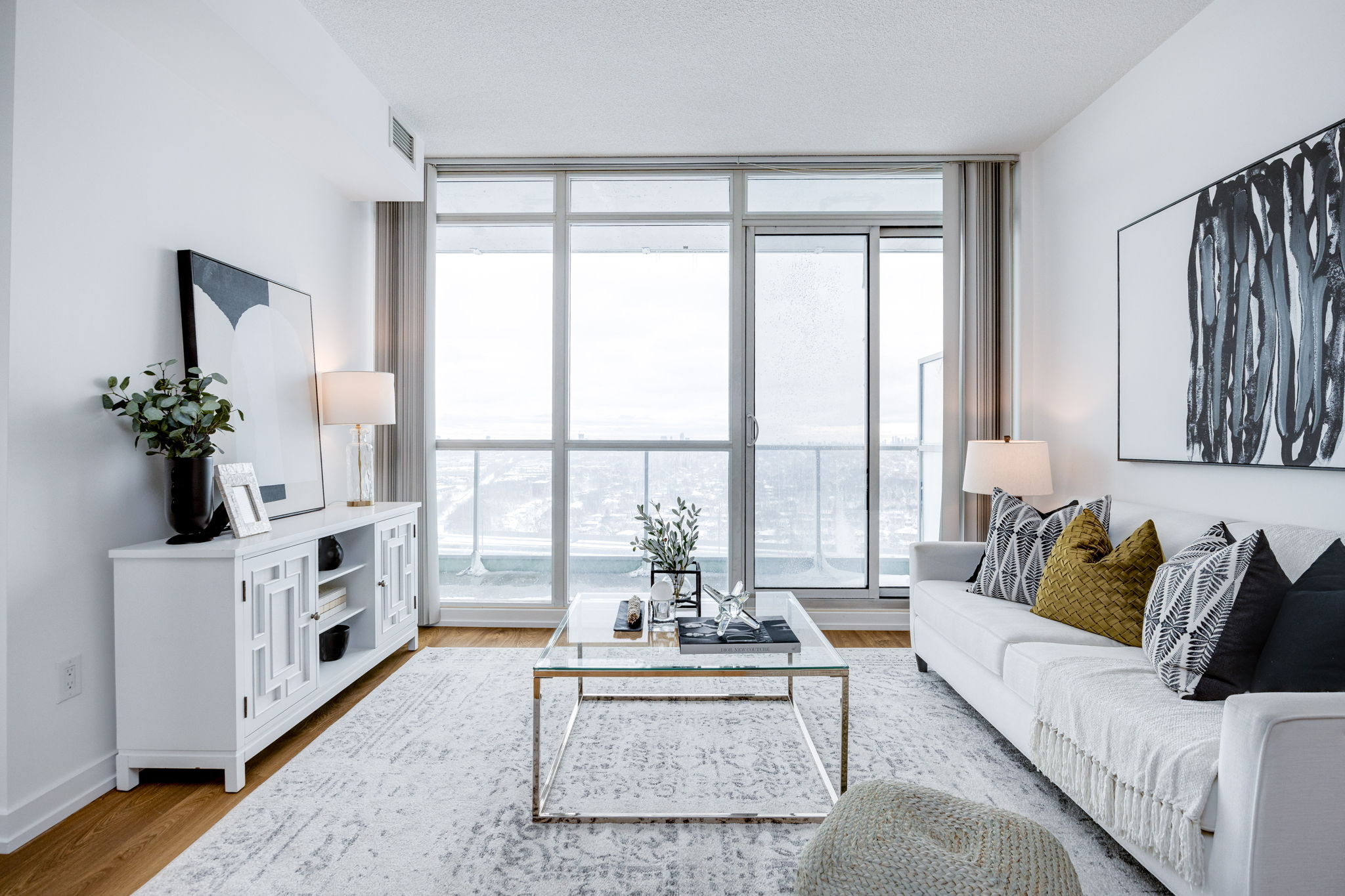 Toronto property showcase — delivered property photograph 12