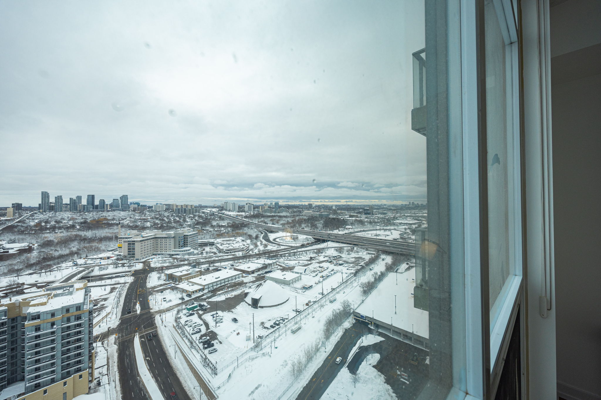 Toronto property showcase — delivered property photograph 27