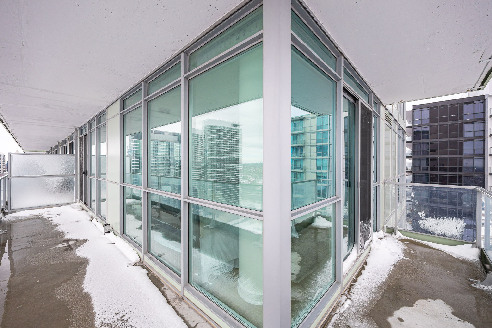 Toronto property showcase — delivered property photograph 34