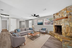 29_Sunset_Cir_Lake_Alfred_FL_33850-14 virtually staged.jpeg