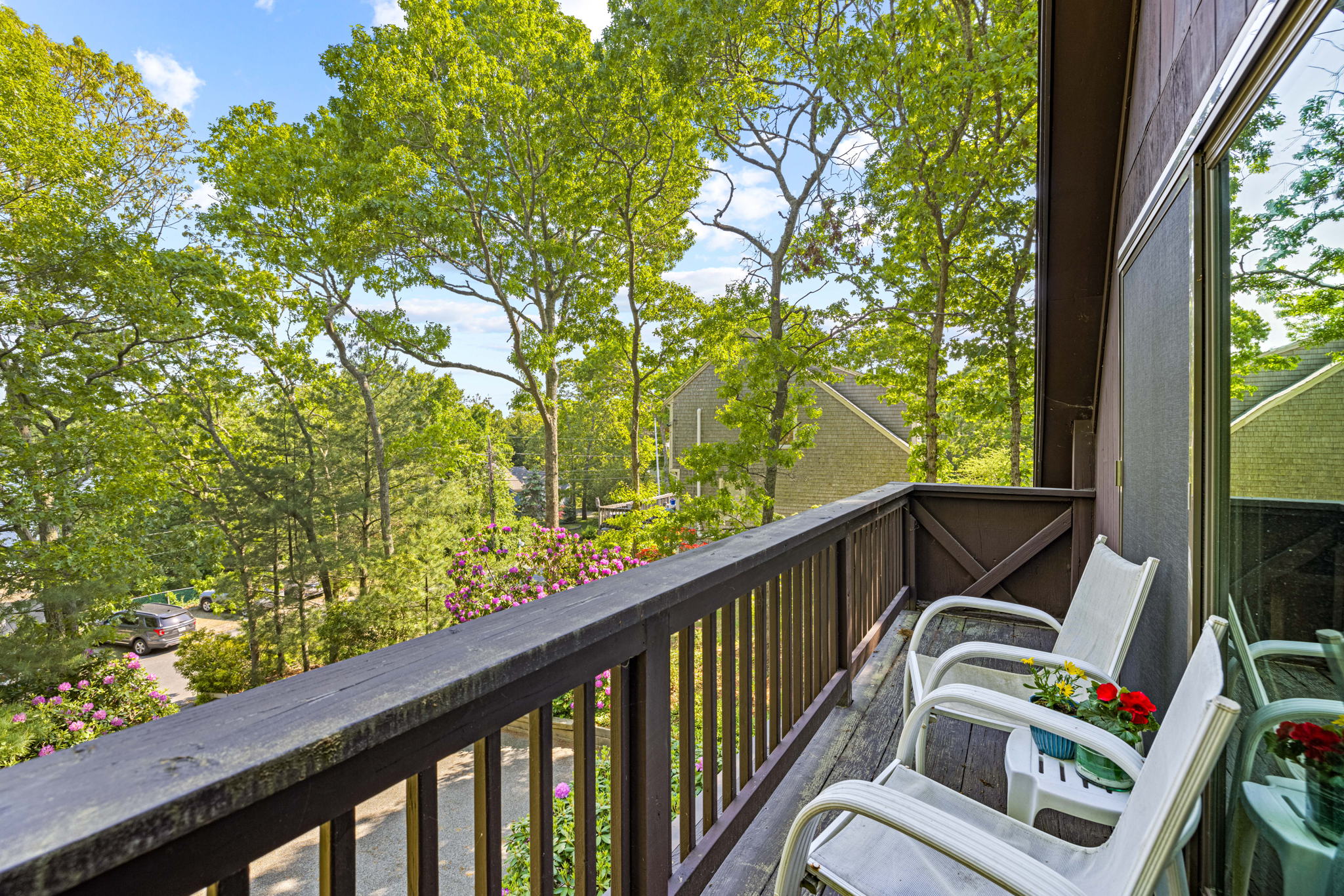 Balcony with Sunrise Views over Jenkins Pond View