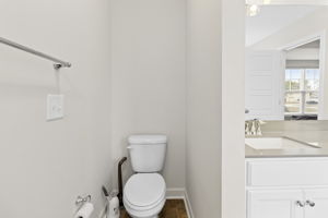  Photo 31