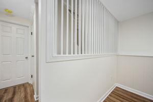  Photo 51