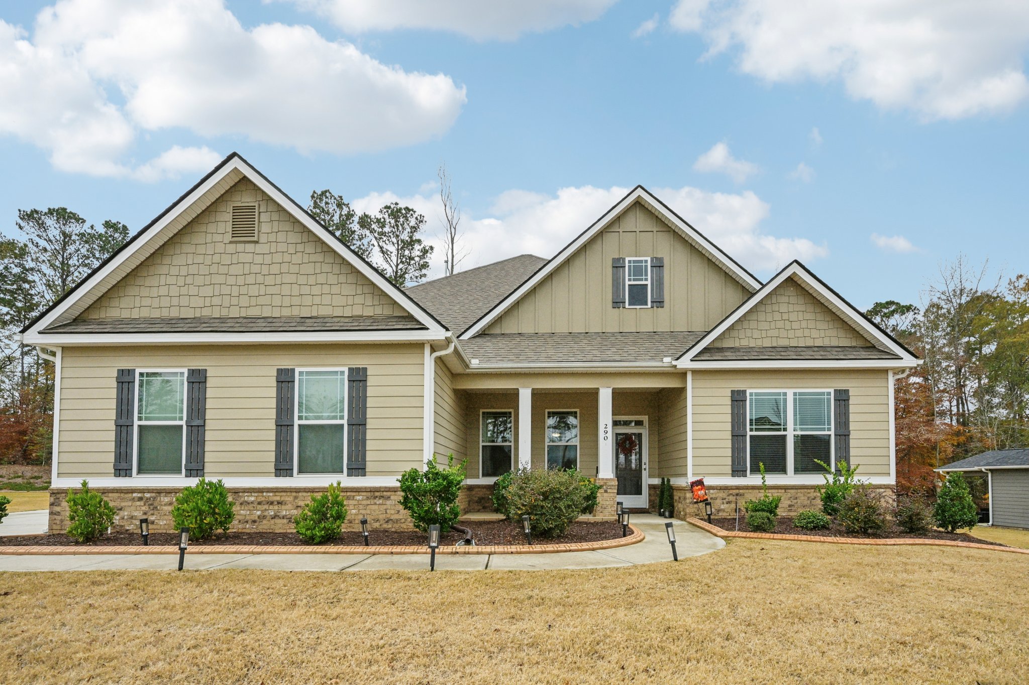 Calebee Ave-S2111-003.jpg