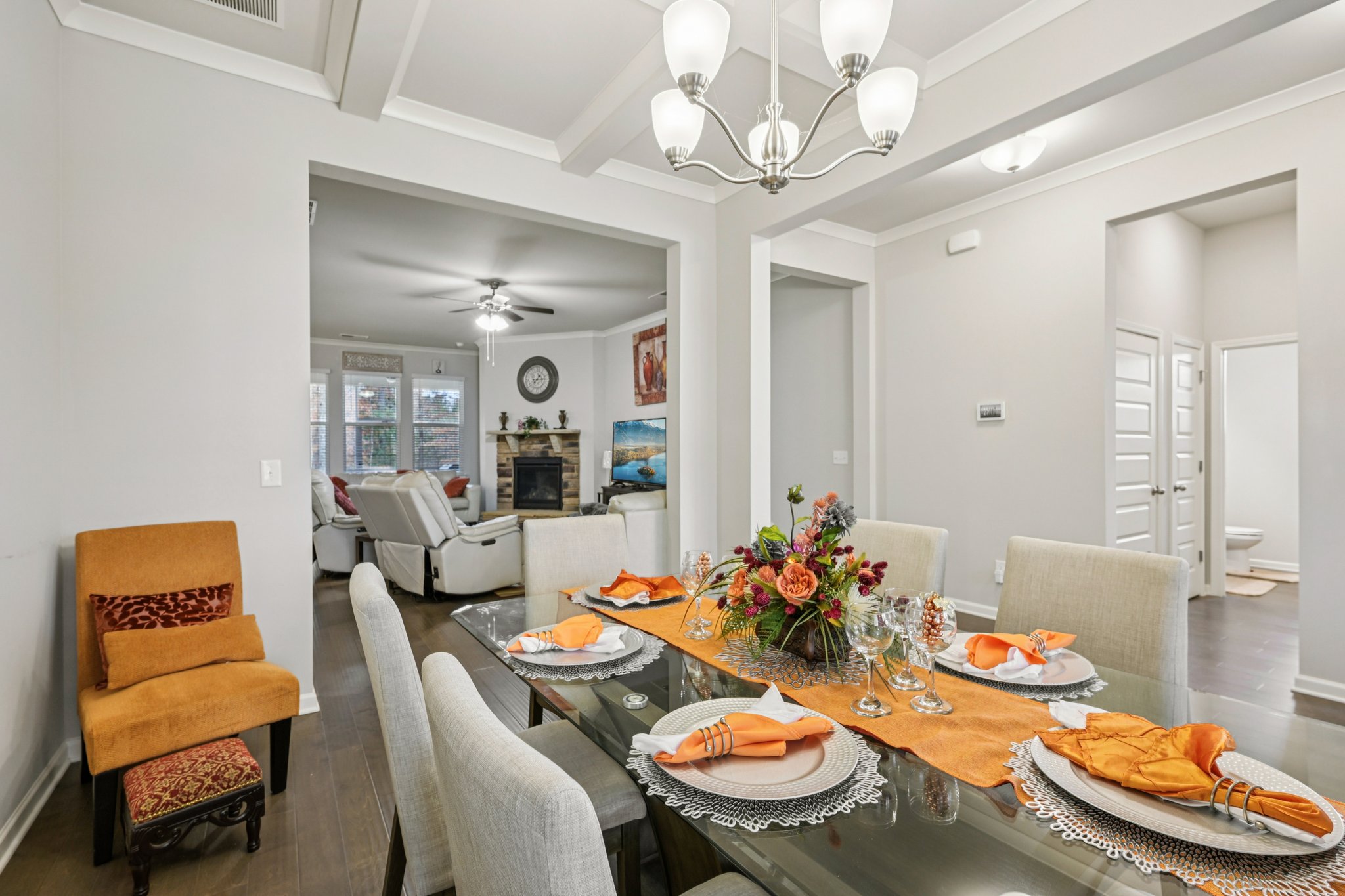 Calebee Ave-S2111-012.jpg