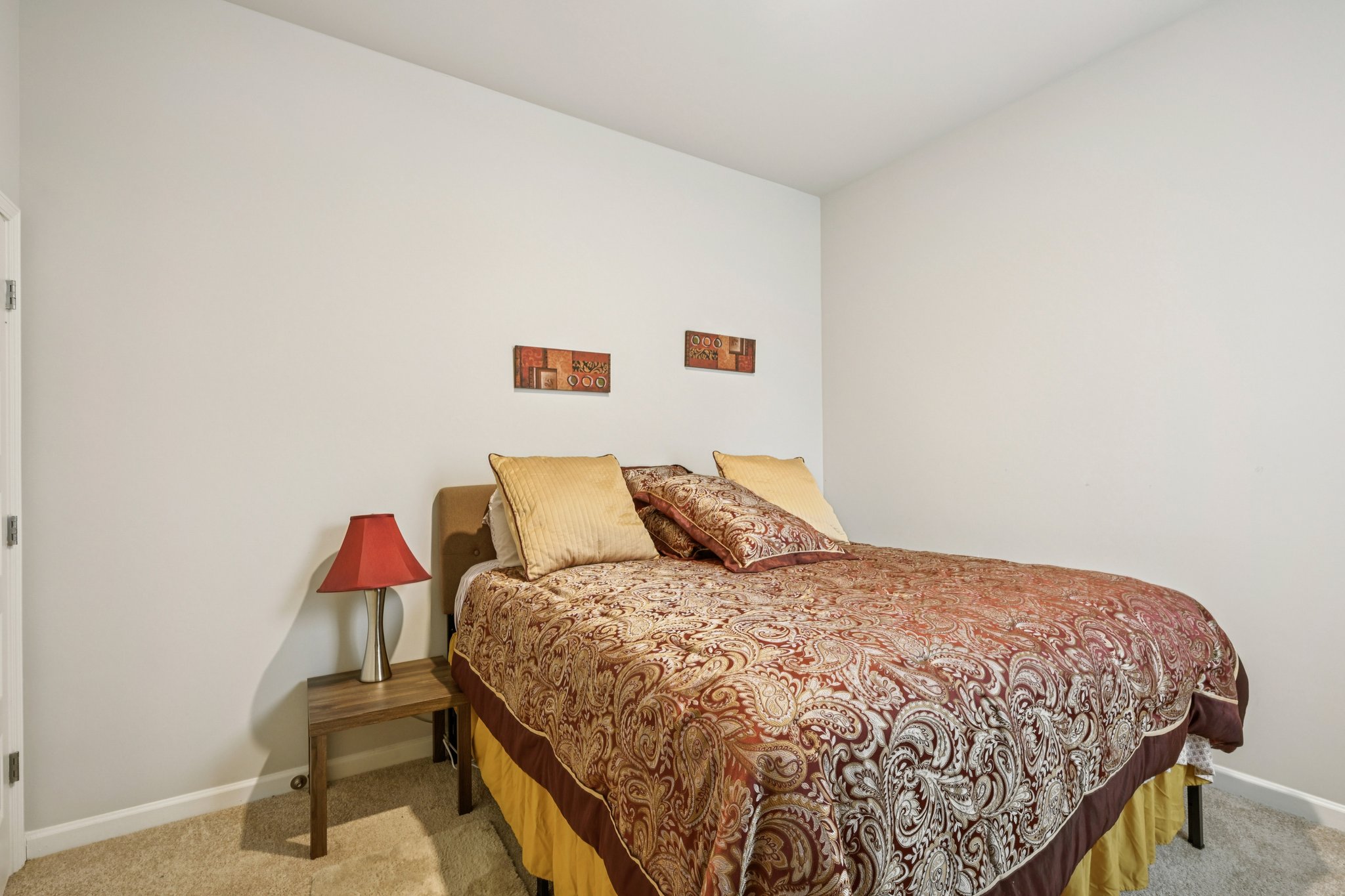 Calebee Ave-S2111-024.jpg