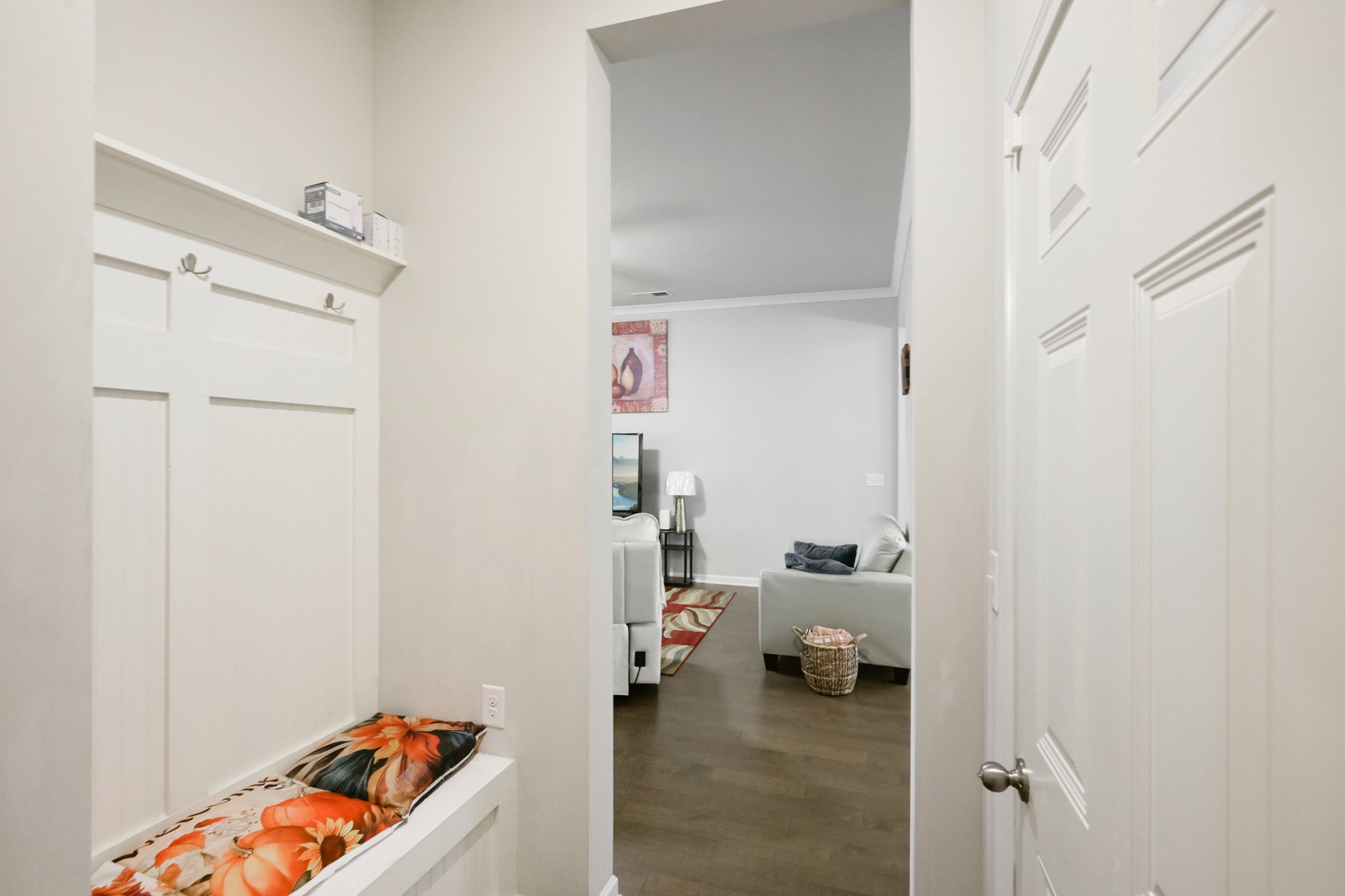 Calebee Ave-S2111-035.jpg