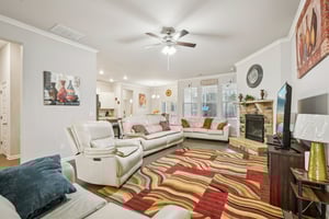 Calebee Ave-S2111-005.jpg