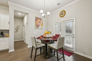 Calebee Ave-S2111-013.jpg