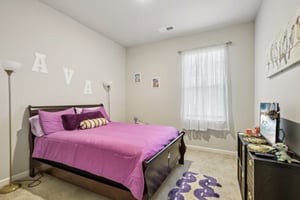 Calebee Ave-S2111-022.jpg