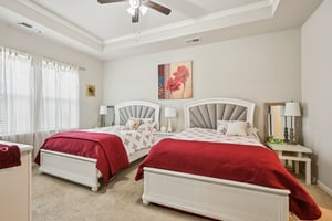 Calebee Ave-S2111-028.jpg