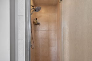  Photo 34