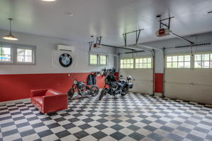 Photo 45