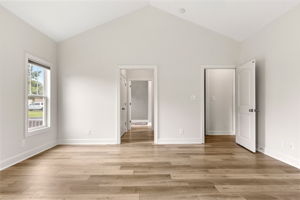  Photo 30