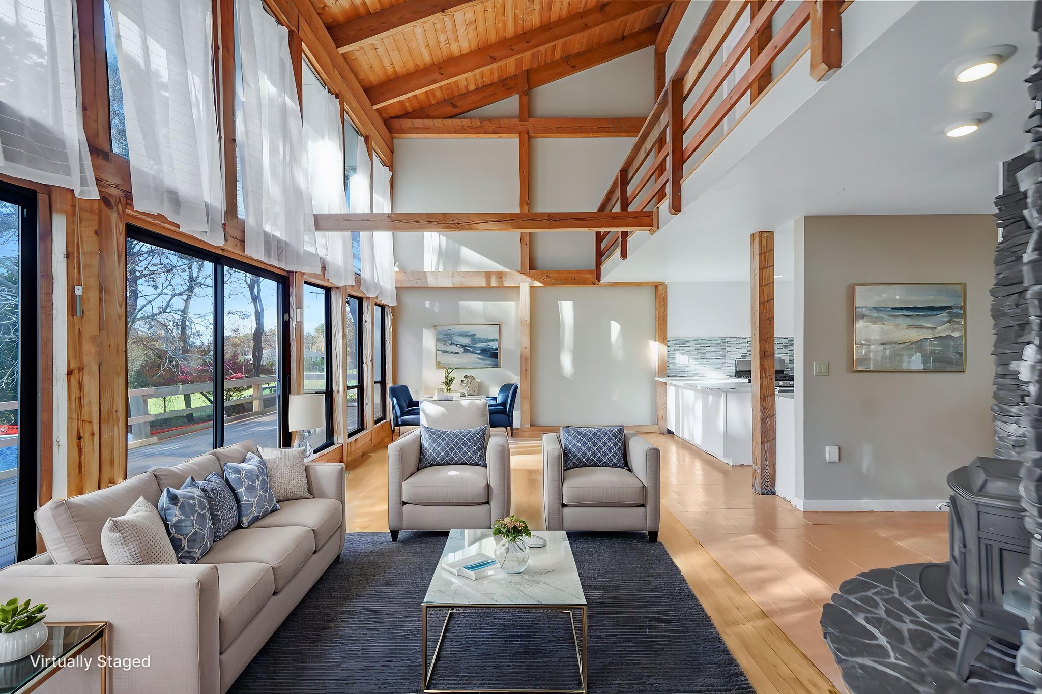 17934 Final 0032 virtually staged.jpeg