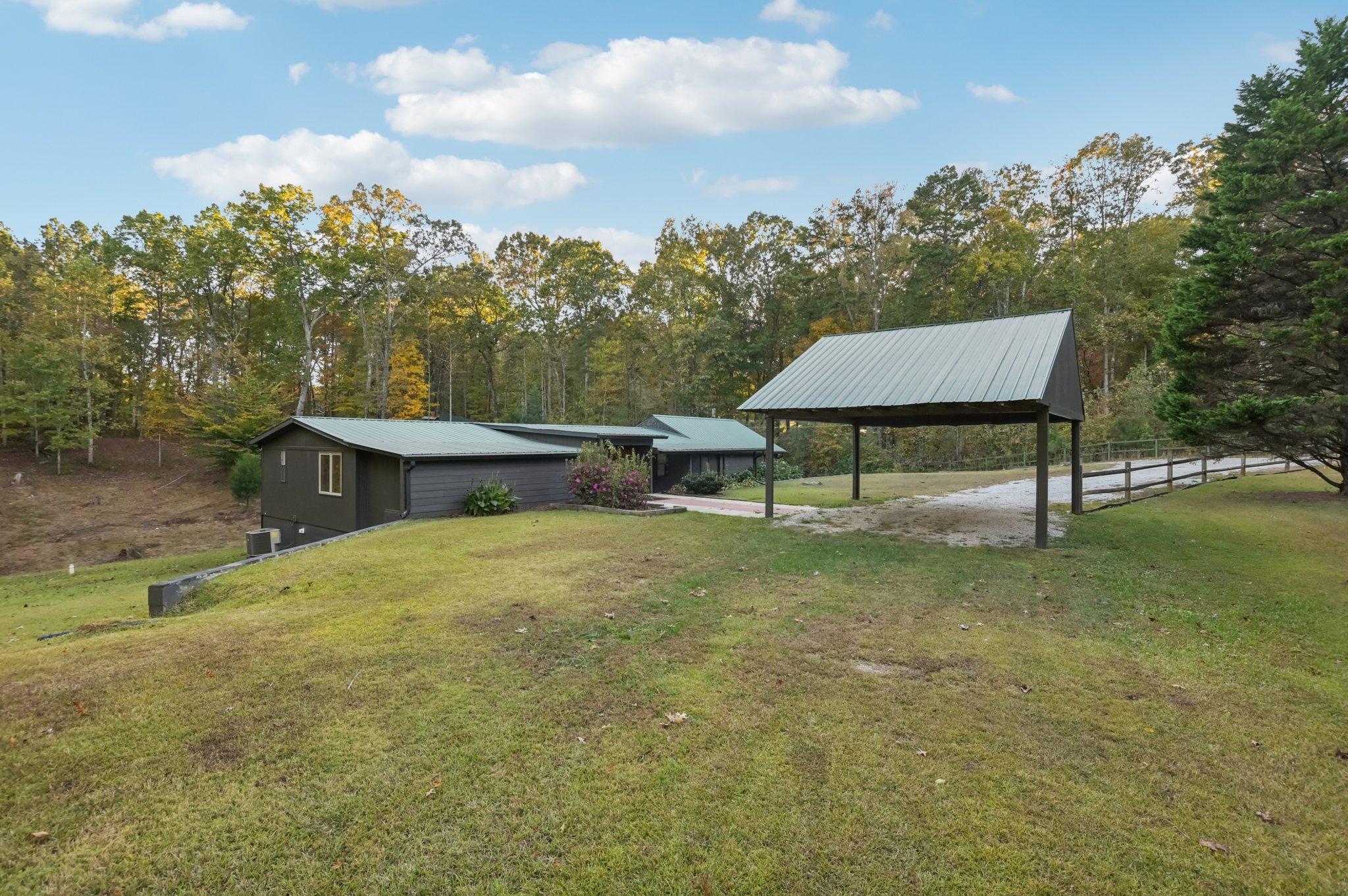 Mount Moriah Rd-S0111-002.jpg