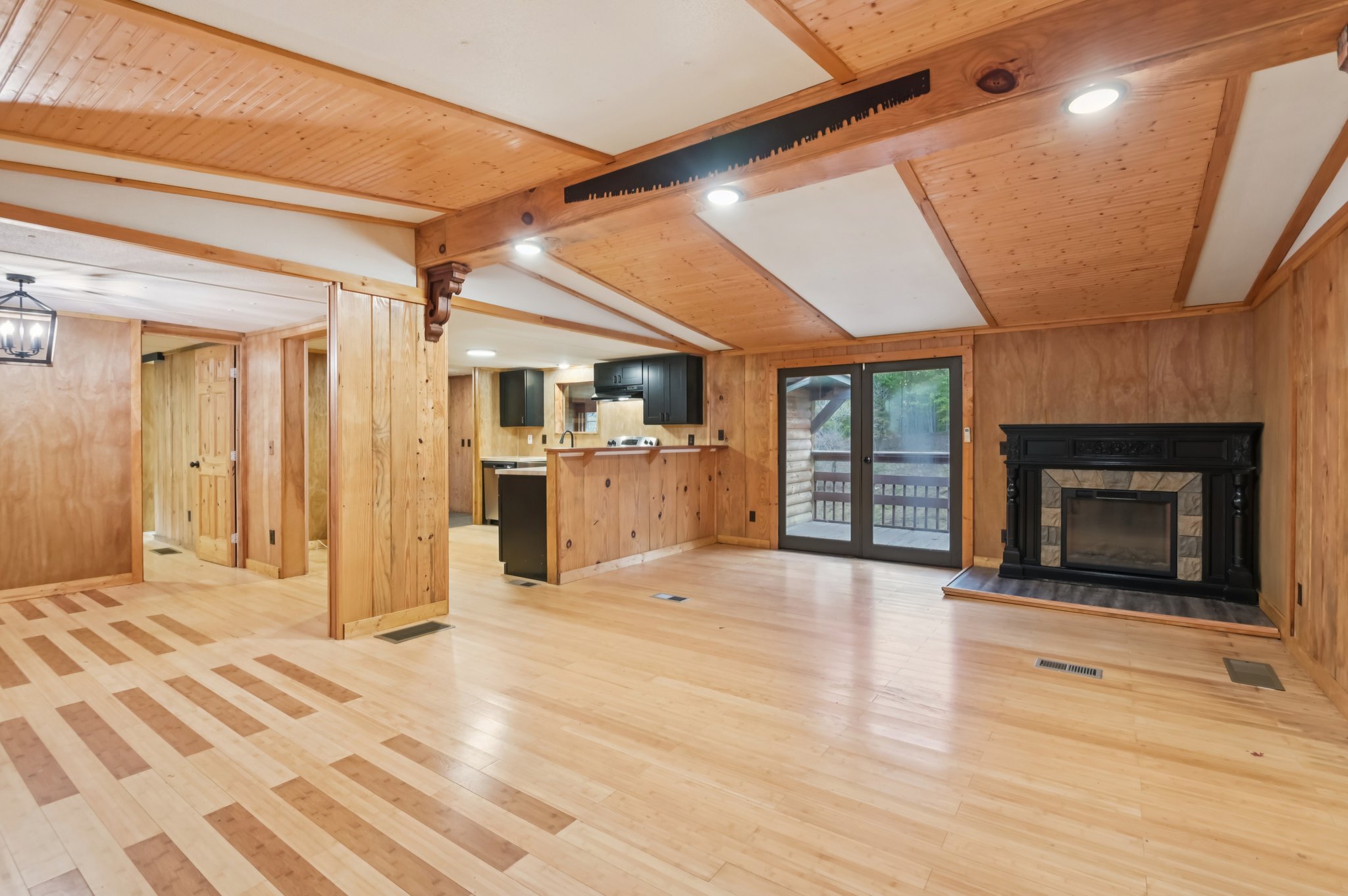 Mount Moriah Rd-S0111-007.jpg