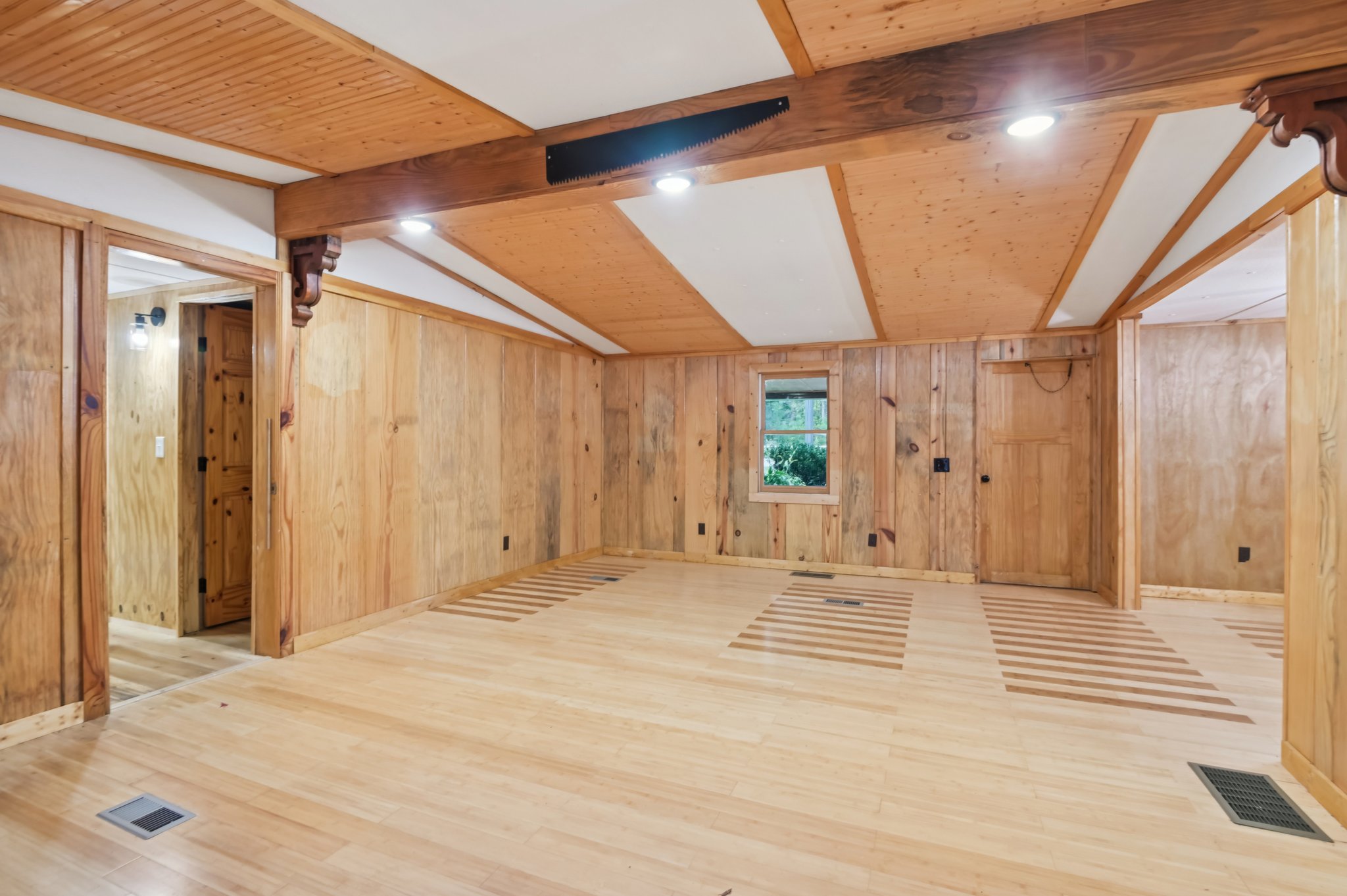 Mount Moriah Rd-S0111-009.jpg