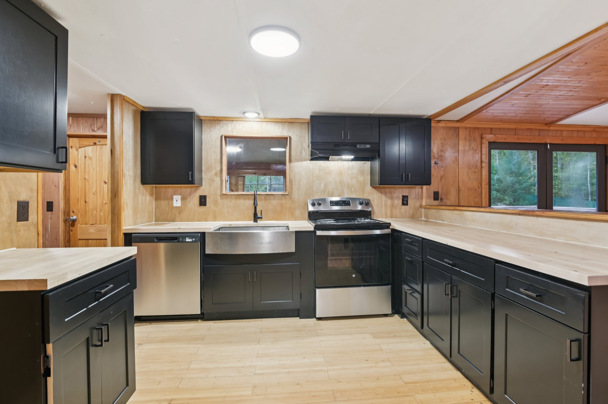 Mount Moriah Rd-S0111-012.jpg