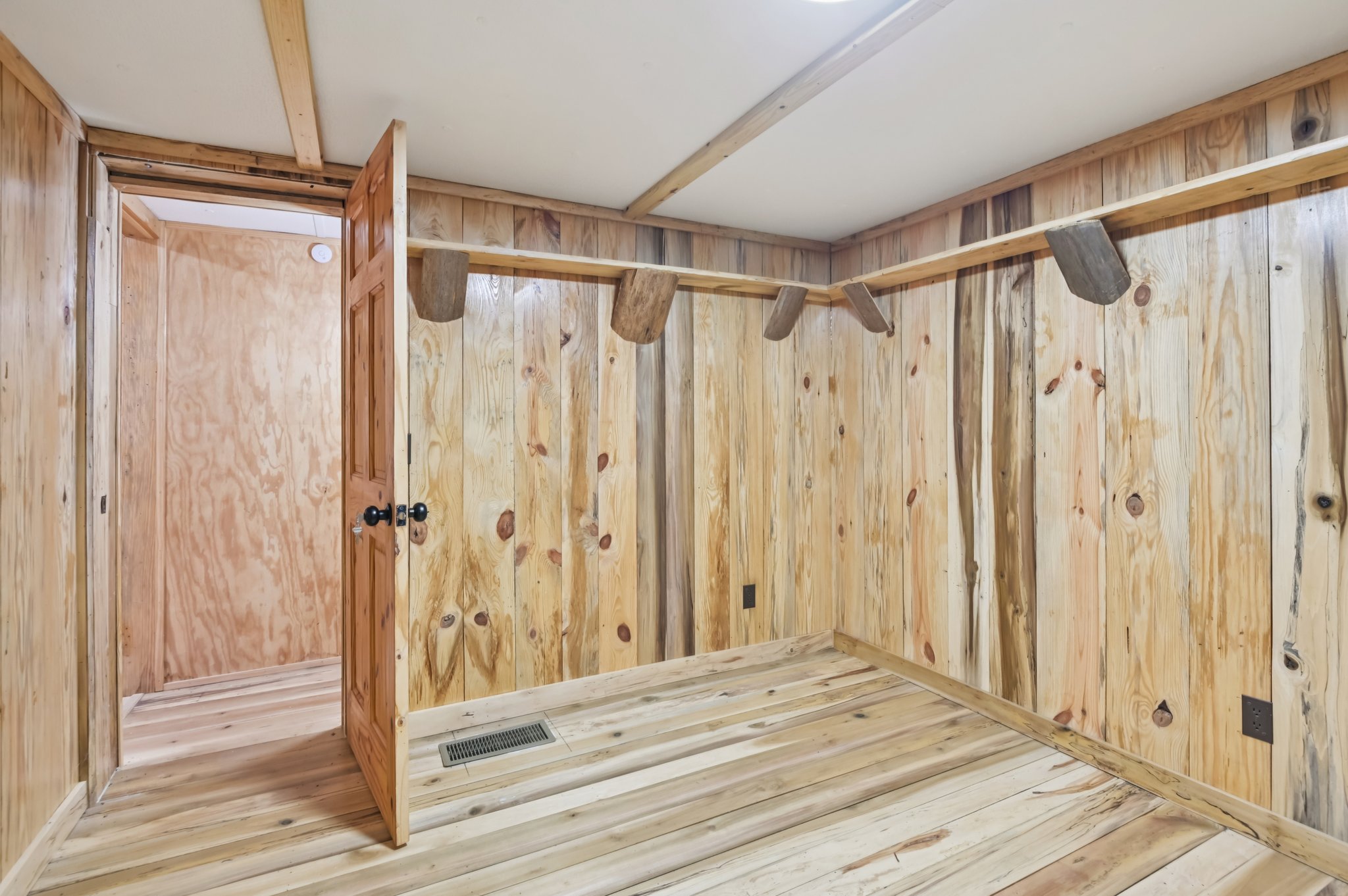 Mount Moriah Rd-S0111-015.jpg