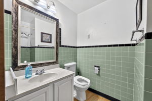  Photo 40