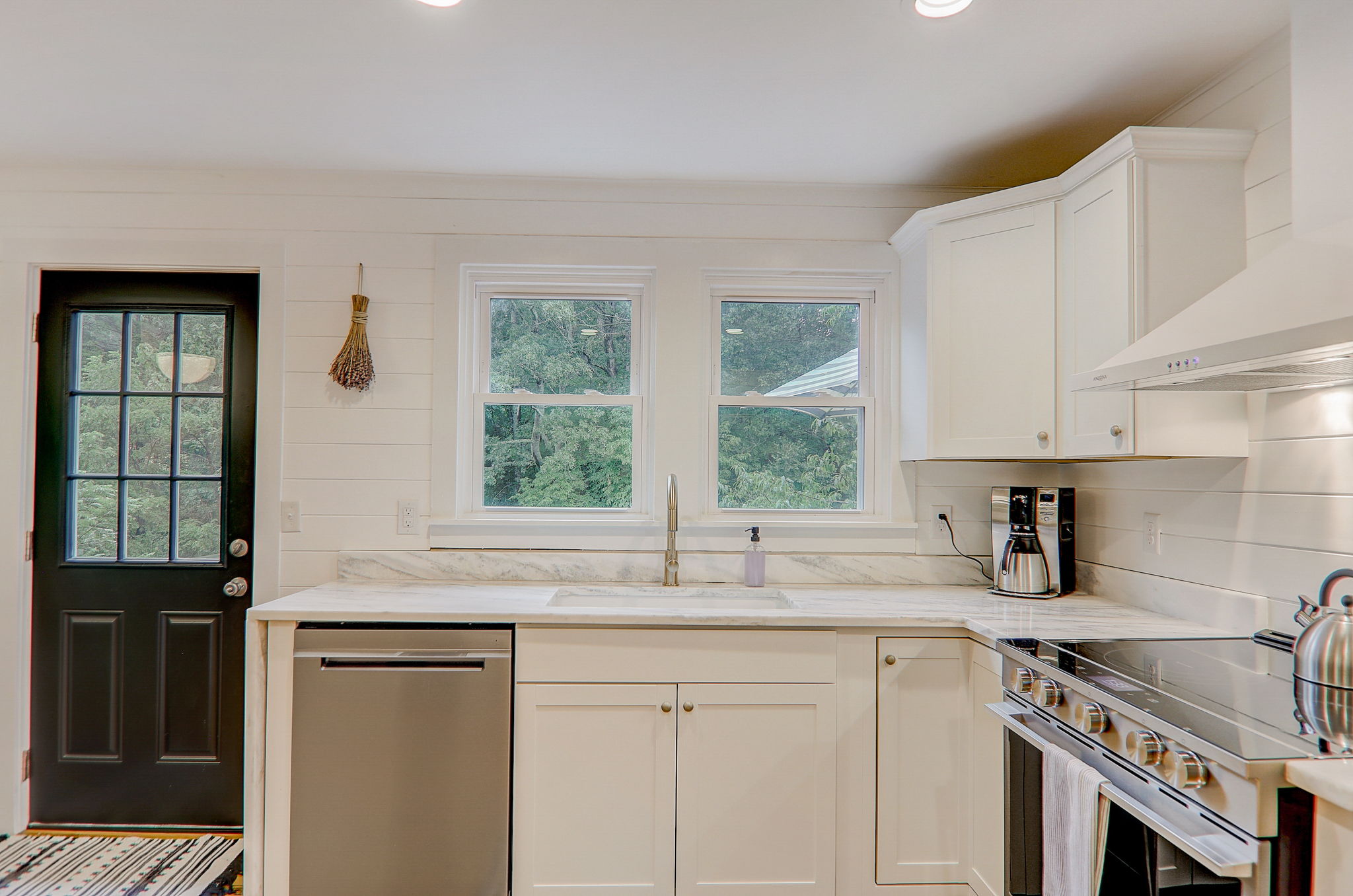 Upper Brush Creek Rd-022