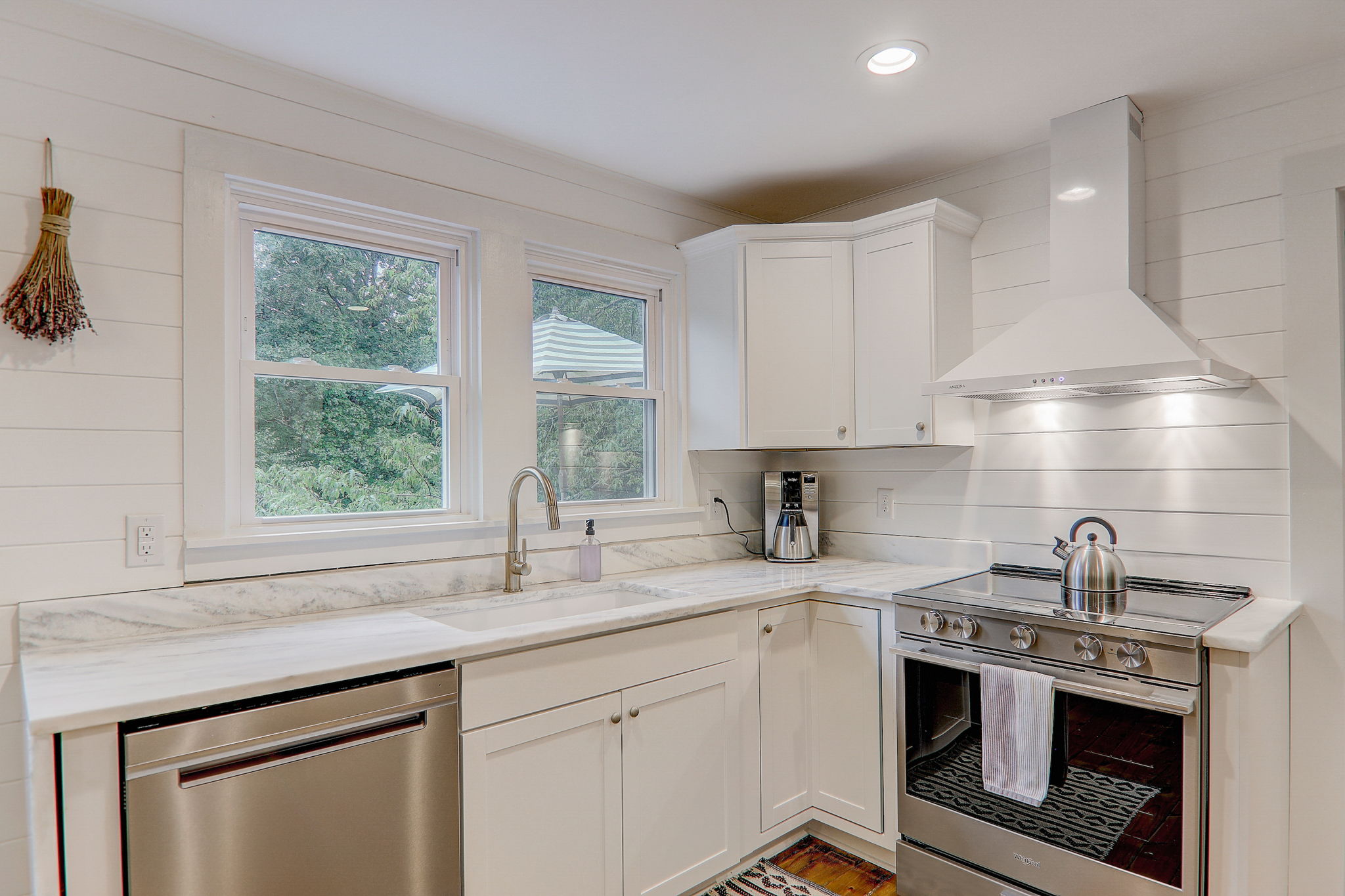 Upper Brush Creek Rd-021