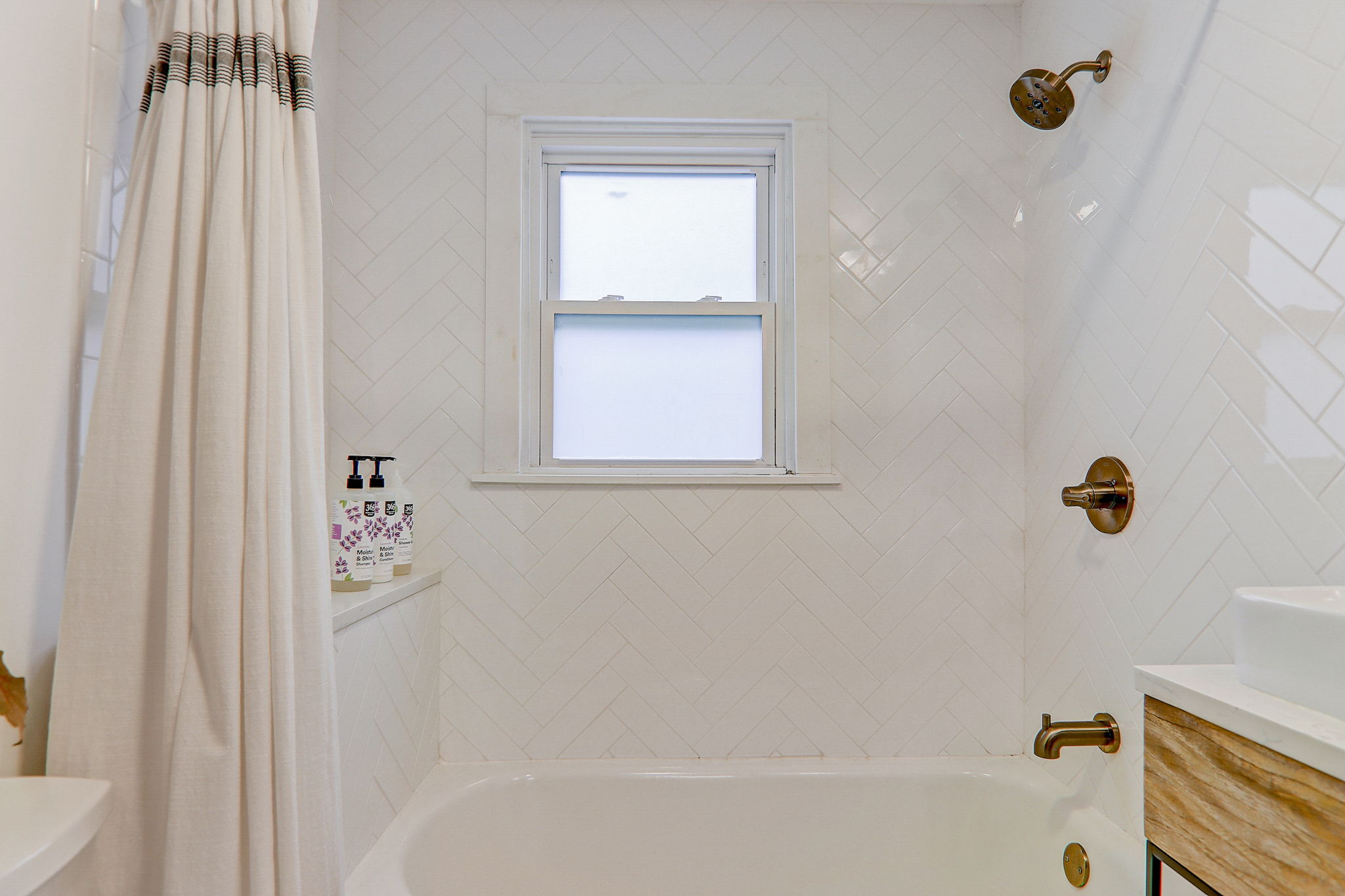 Upper Brush Creek Rd-037