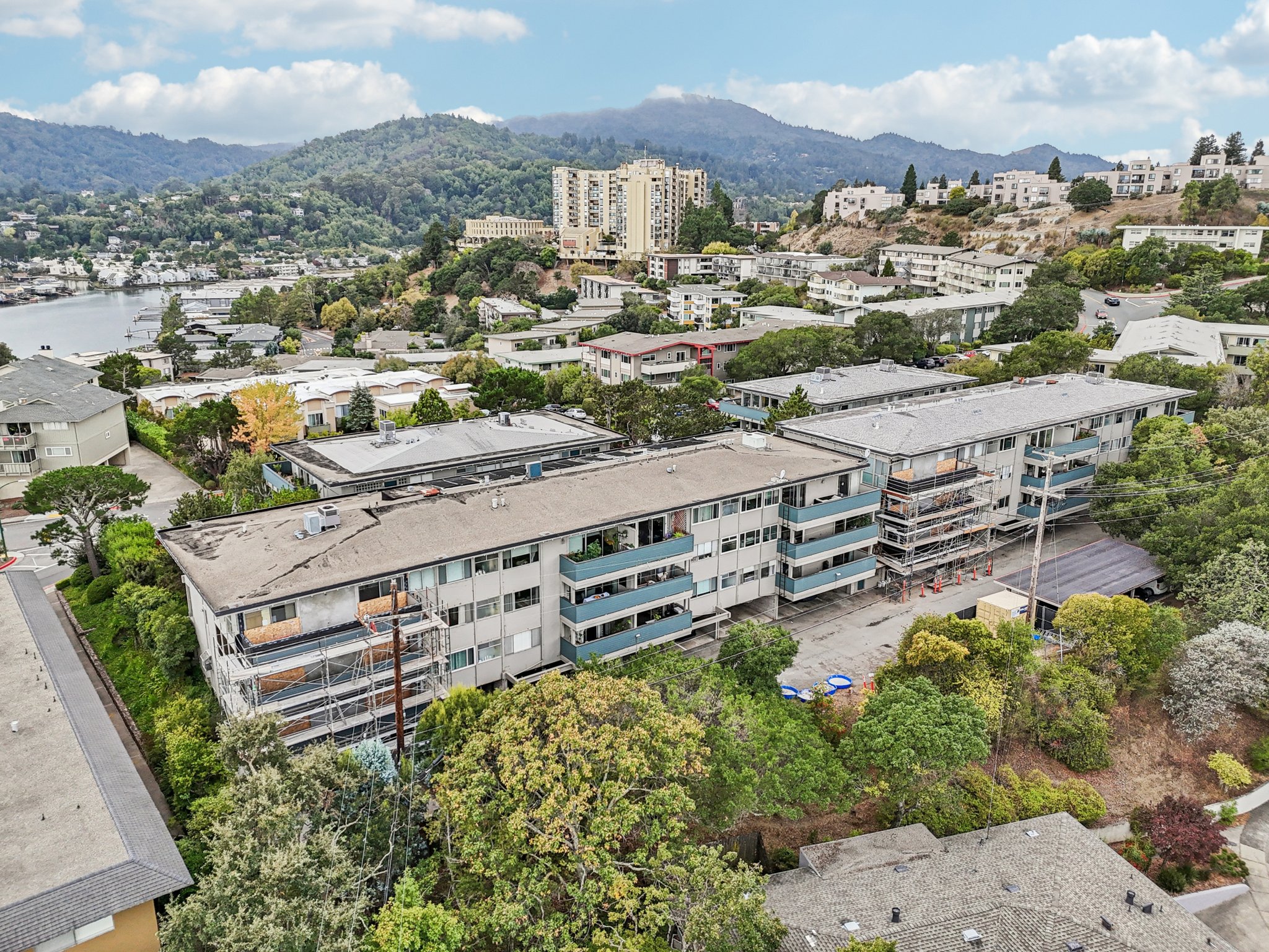 Via Casitas-S0910-049.jpg
