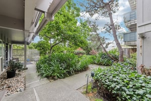 Via Casitas-S0910-005.jpg