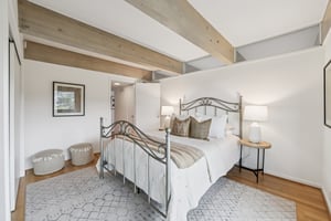 Via Casitas-S0910-030.jpg