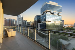 2900McKinnon_001