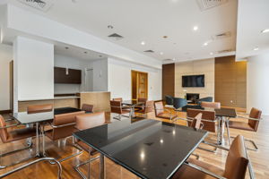 2900McKinnon_002