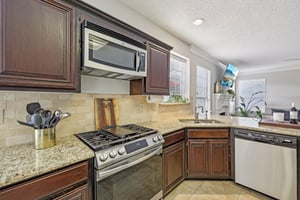Redstone Dr-3004-017.jpg